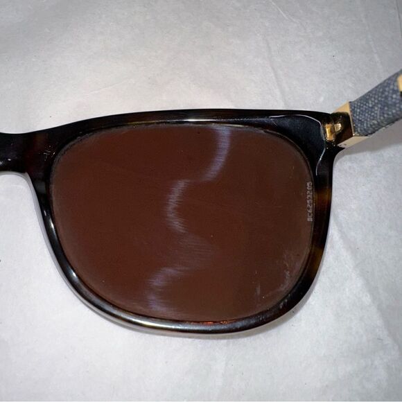 Chanel Women’s Denim & brown tortoise wayfarer sunglasses. Authentic - Picture 9 of 14